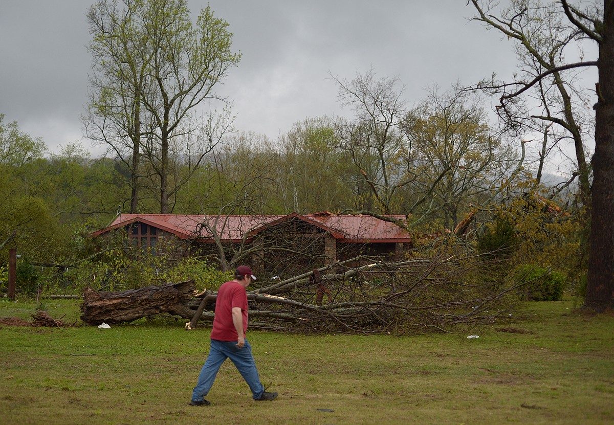 Surveyors confirm nine tornadoes in Arkansas from weekend storm ...