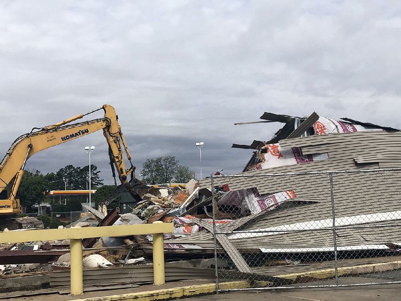 The Luby’s Cafeteria on West Markham Street near Chenal Parkway was demolished last week to make room for a new west Little Rock location for Chili’s.  