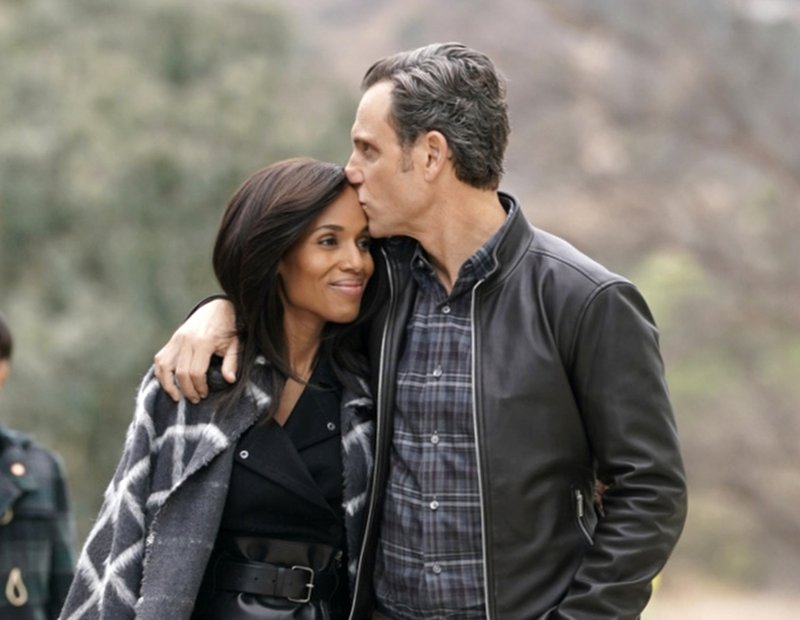 This image released by ABC shows Kerry Washington, left, and Tony Goldwyn in a scene from "Scandal." After seven seasons, the popular series will end on Thursday, April 19. (Mitch Haaseth/ABC via AP)