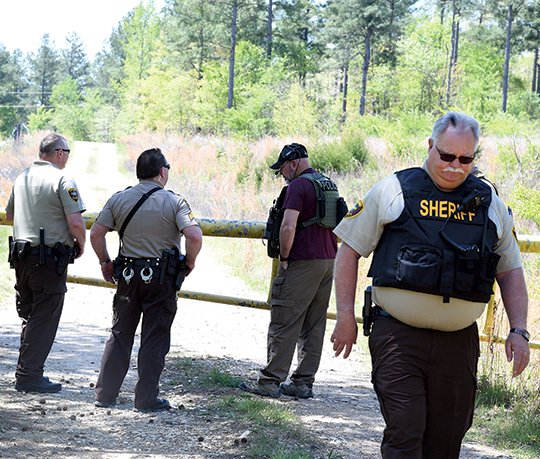 manhunters fugitive task force buried