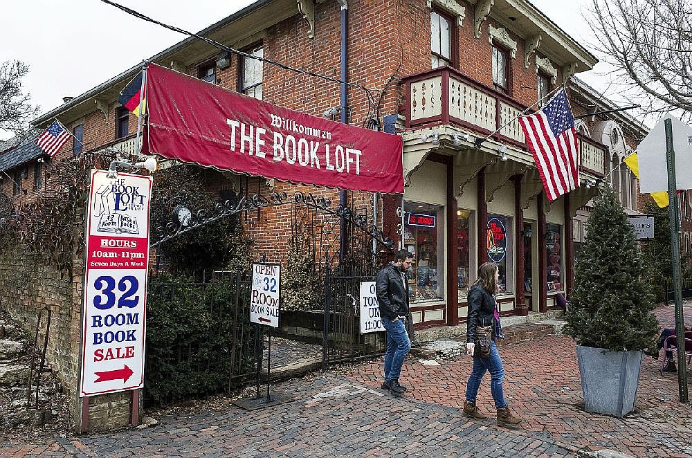 洋書 town Almamac&Directory Ohio shop 32 rooms of books | The Arkansas Democrat-Gazette