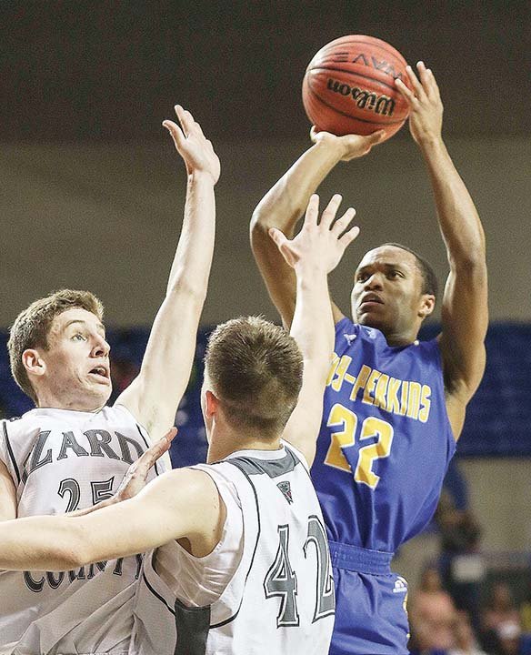 Guy-Perkins senior Tre Minton, No. 22,  shoots over Izard County’s Caleb Faulkner, left, and Justus Cooper during the Class 1A state-championship game March 10. Minton is the 2017-18 River Valley & Ozark Edition Boys Basketball Player of the Year. 