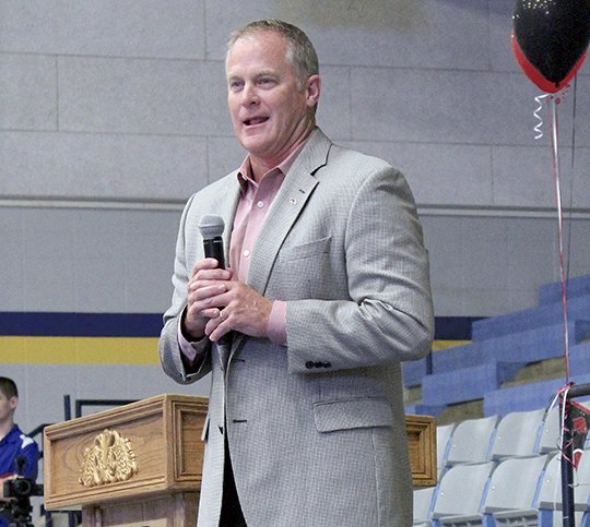 Hunter Yurachuk, Vice Chancellor and Director of Athletics at University of Arkansas speaks at the Roy L. Murphy Razorback Club's Springs Rally on Wednesday April 25, 2018 at Lakeside Athletic Complex. (Rebekah Hedges/The Sentinel-Record)