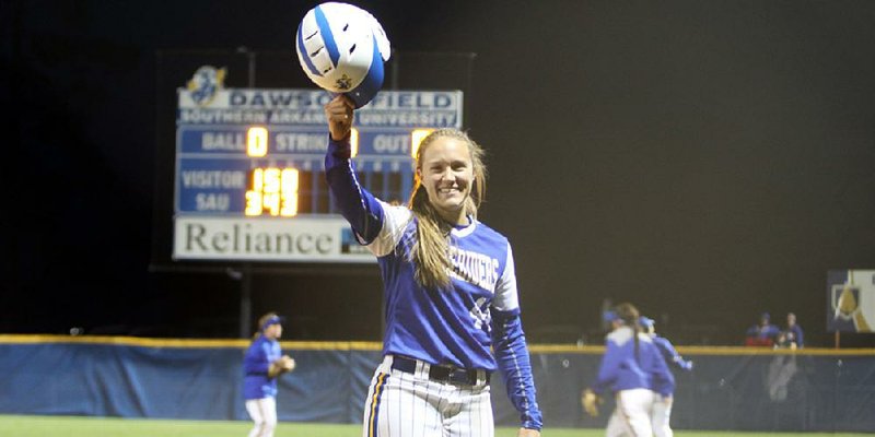 Despite suffering three major knee injuries in her career, Southern Arkansas’ Brooke Goad holds the NCAA Division II record with 86 career home runs entering play today against Minnesota State in the NCAA Central Regional at Magnolia.  