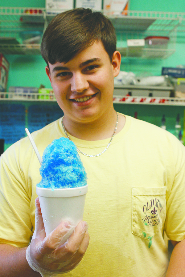 Snow cones for the summer El Dorado News