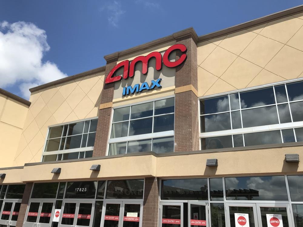 Renovated movie theater in west Little Rock set to reopen