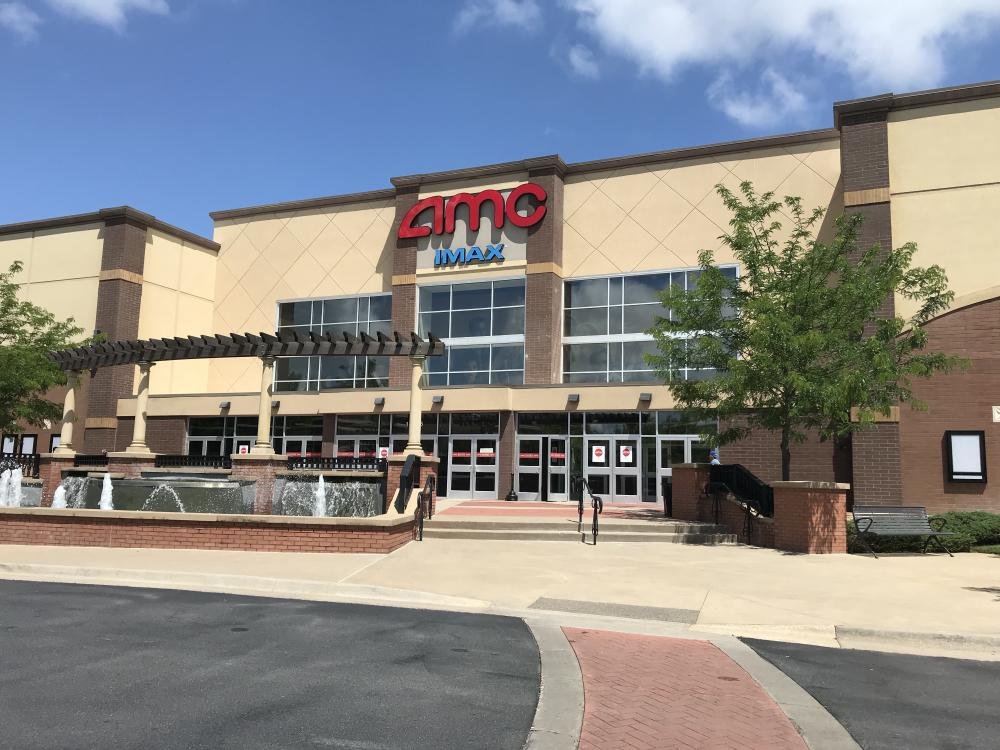 Renovated movie theater in west Little Rock set to reopen