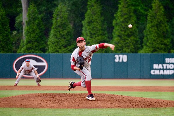 Arkansas pitcher Kacey Murphy throws during a game against Georgia on Friday, May 18, 2018, in Athens, Ga. 