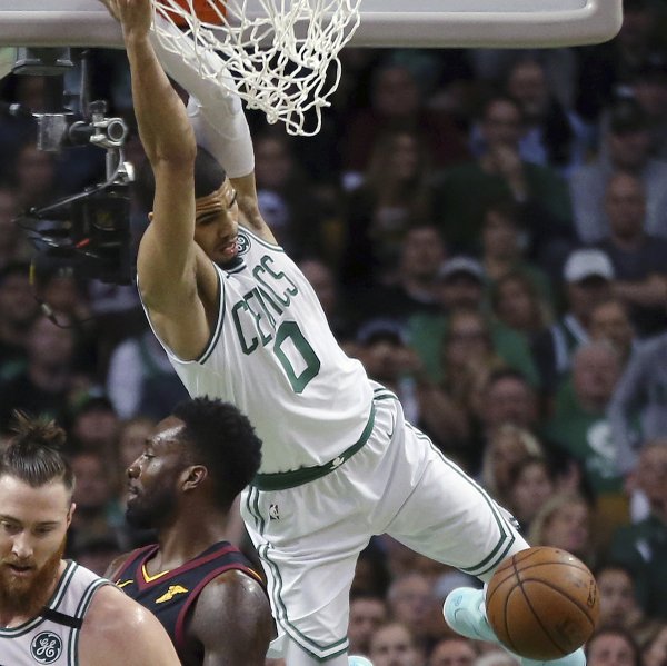 Celtics' Ainge prepared to stand pat this summer