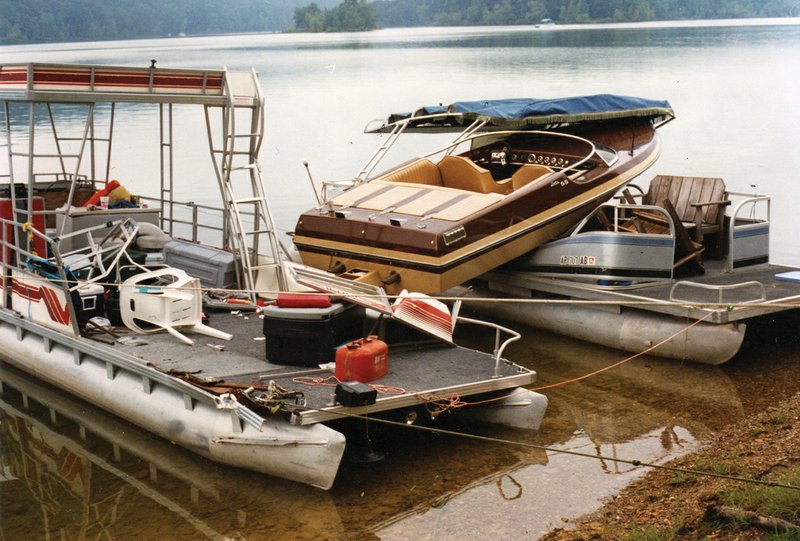 When boating, one moment of inattention can lead to disaster, as an Arkansas boater involved in this crash learned the hard way. When underway, always keep your eyes on the water ahead, watching for other boats, swimmers, fishermen, divers and obstacles in the water.