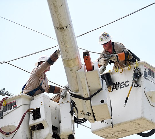 Updated: Extra linemen brought in to restore power