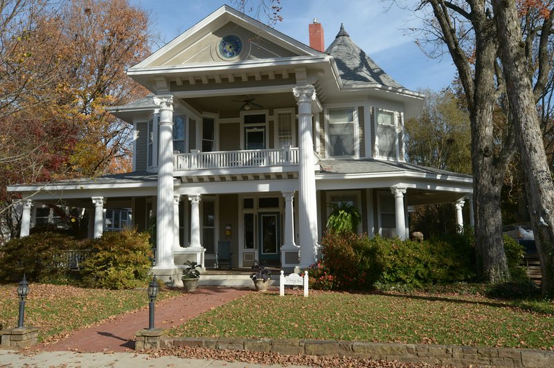 File photo/NWA Democrat-Gazette/ANDY SHUPE The Alf Williams House, at 310 N. Washington Ave., sits Nov. 10, surrounded by other historic homes in the Washington-Willow Historic District in Fayetteville.