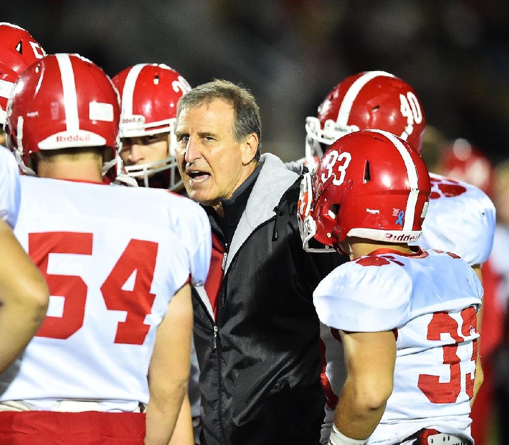 Arkansas Second Winningest High School Football Coach Announces Retirement