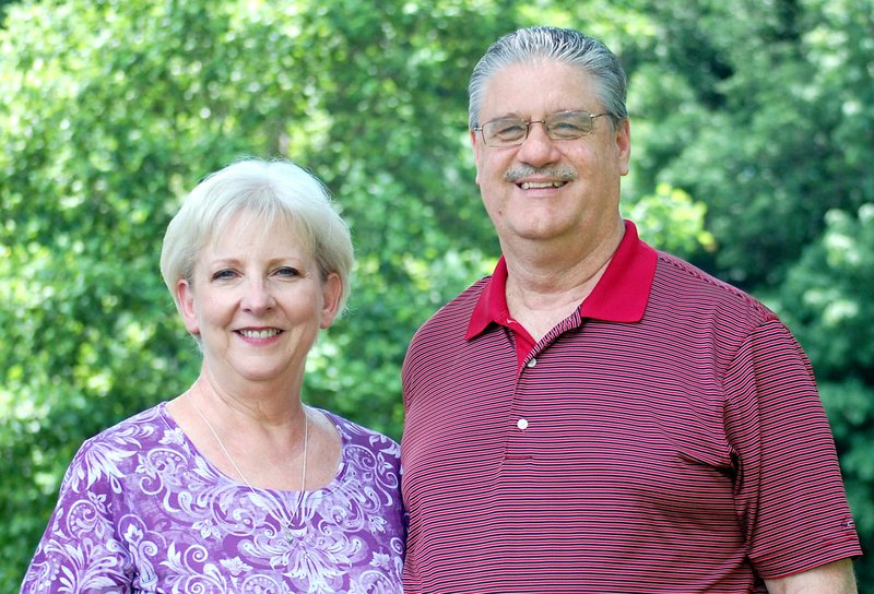 Janelle Jessen/Herald-Leader Marilyn and Dan Siemens retired after 36 and 39 years in education.