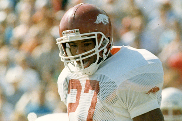 Steve Atwater (27) during a game from his 1989 season – Denver