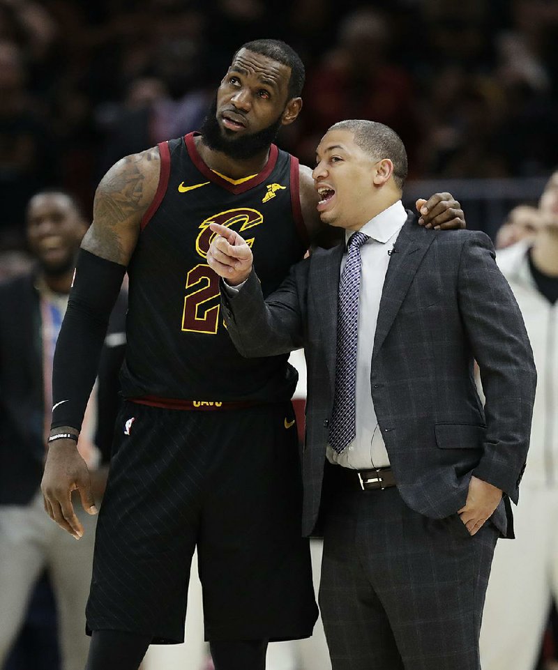 Luke walton discount lebron james