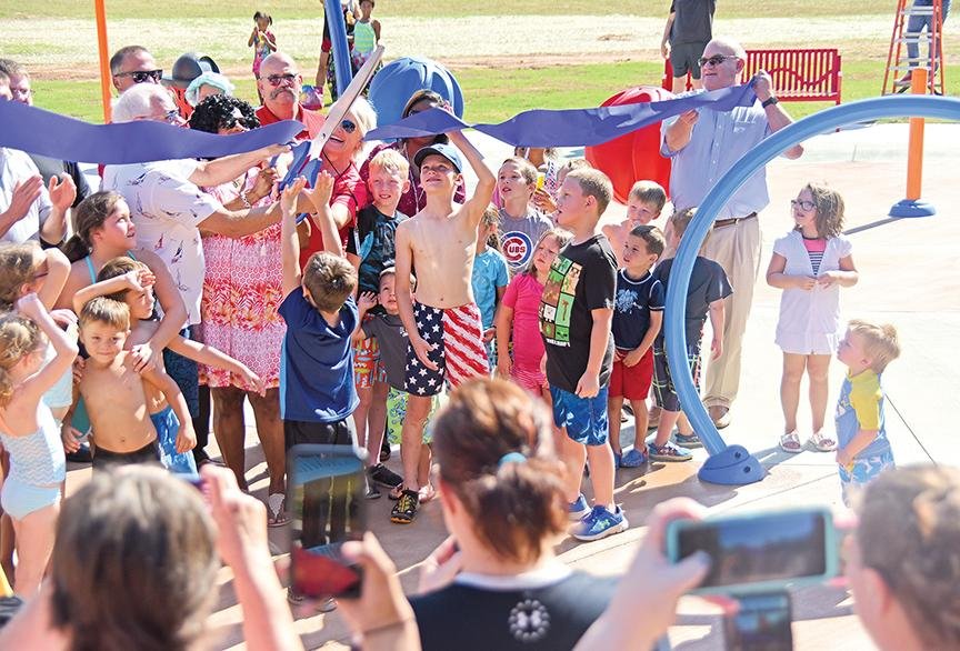 Laurel Park Splash Pad Opening Conway The Arkansas Democrat Gazette