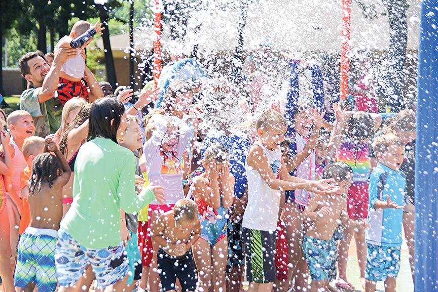 Laurel Park Splash Pad Opening Conway The Arkansas Democrat Gazette