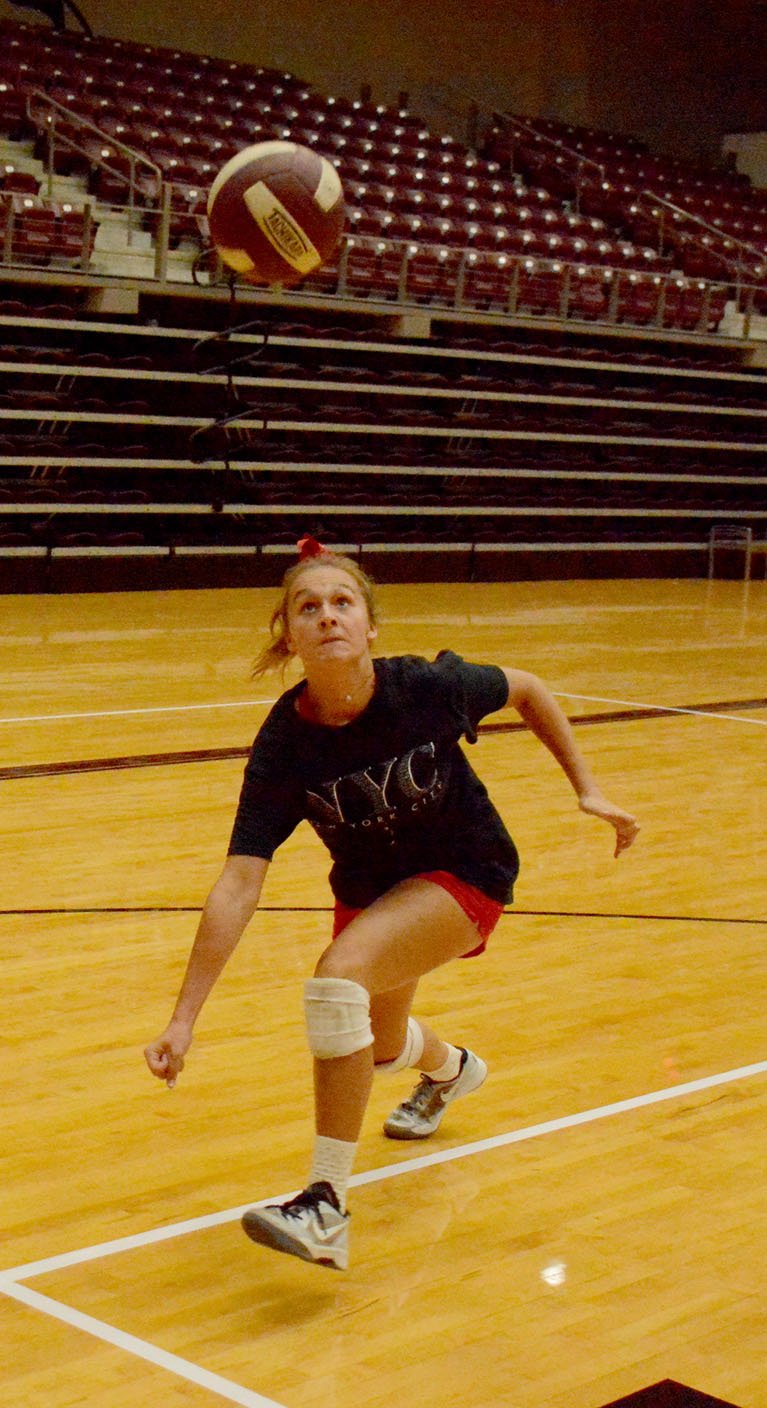 Graham Thomas/Herald-Leader Siloam Springs senior Katie Kendrick goes after a ball during volleyball practice on Monday at Panther Activity Center. The Lady Panthers held their first official fall practice on Monday in preparation for the 2018 season.