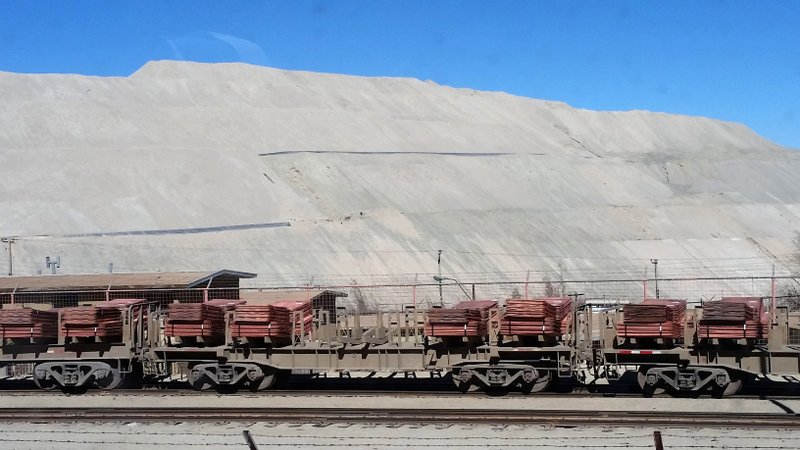 A train transporting copper cathodes in the Atacama desert on May 15, 2018. MUST CREDIT: Bloomberg photo by Laura Millan Lombrana.