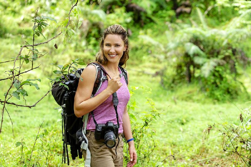 Jill Wagner in Pearls in Paradise on the Hallmark Channel .