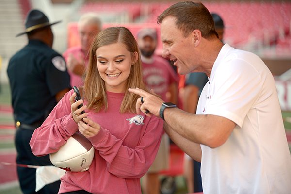 WholeHogSports - McFadden now just wants to be a great father