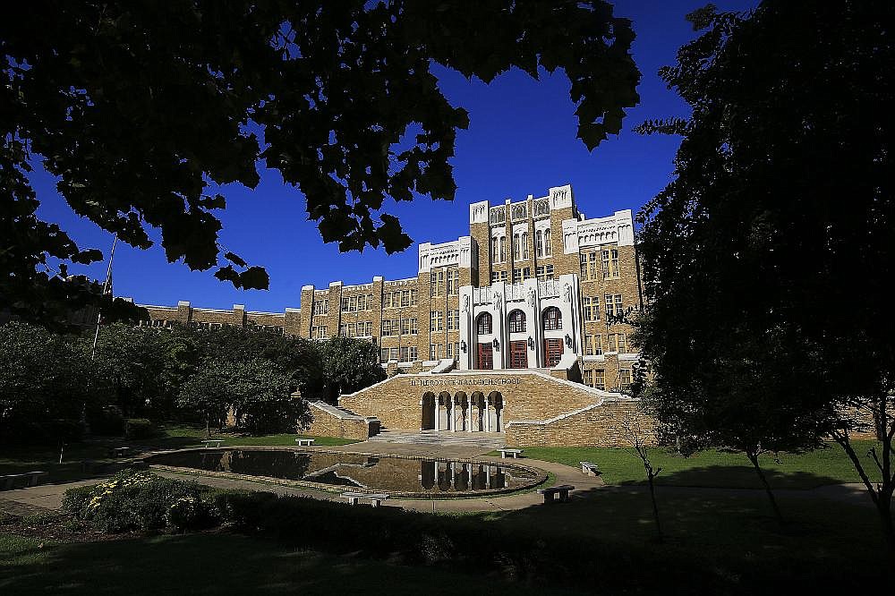 Gun found in student’s backpack at Little Rock Central High School