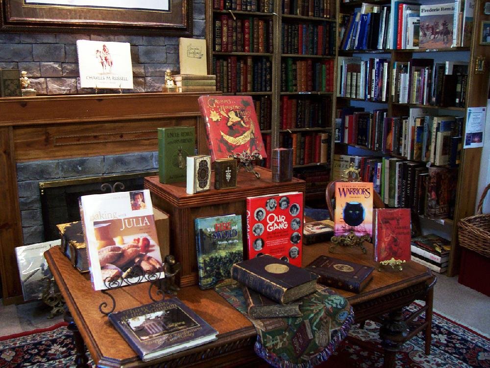 Vintage Books’ rare and collectible books section resembled a private library. 