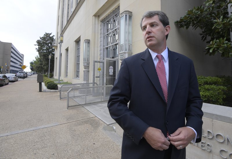 Robert Henneke, General Counsel, Director, Center for the American Future talks to the media the Affordable Care Act at Eldon B. Mahon U.S. Courthouse in Fort Worth, Texas, Wednesday, Sept. 5, 2018. On Wednesday, Texas Attorney General Ken Paxton's proposal to repeal the Affordable Care Act is scheduled for a 9:30 a.m. hearing before U.S. District Judge Reed O'Connor. (Max Faulkner/Star-Telegram via AP)