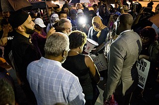 Mother wonders if race factored into son's death in Dallas | Northwest ...