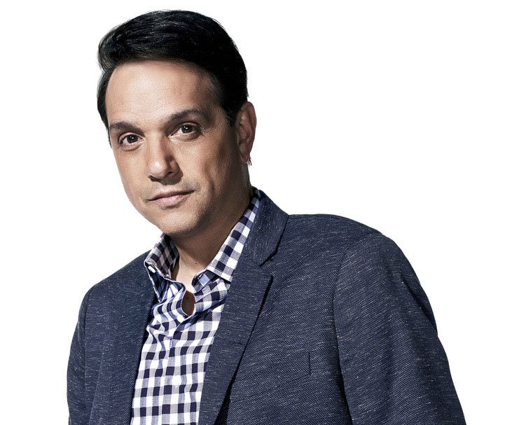  Ralph Macchio