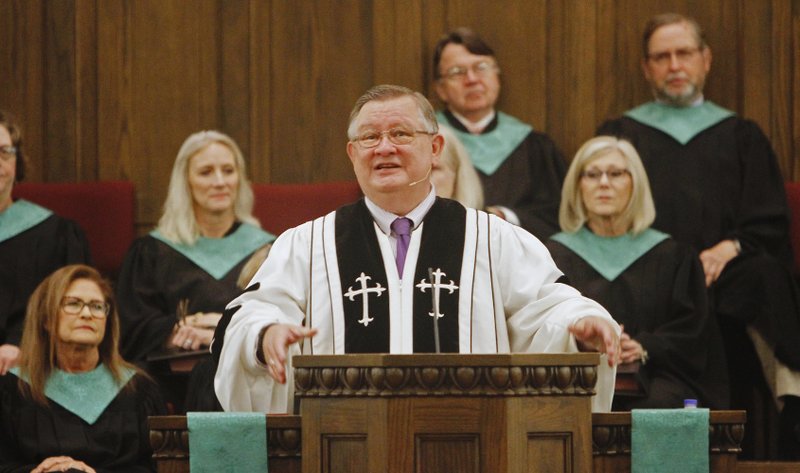 Homecoming: Dr. David Bush speaks before the congregation at El Dorado First United Methodist Church. Bush recently took the position as pastor of the church, returning home after a nine year run as pastor in Stuttgart.