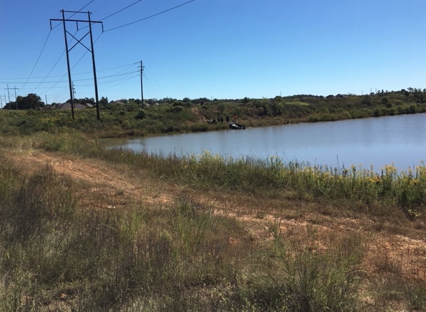 Pulaski County search-and-rescue crews look Thursday for the body of a man who drowned when his fishing boat capsized late Wednesday. 
