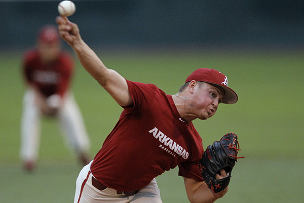 WholeHogSports - College Baseball: Handcuffed Hogs