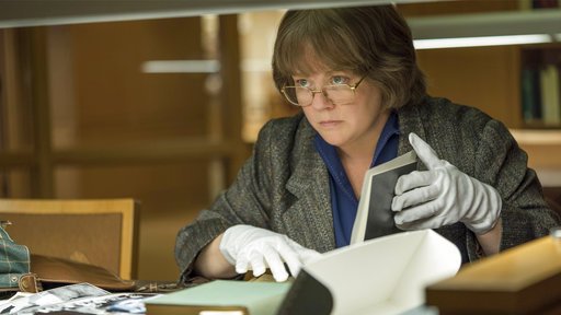 This image released by Fox Searchlight Pictures shows Melissa McCarthy in a scene from &quot;Can You Ever Forgive Me?&quot; (Fox Searchlight Pictures via AP)
