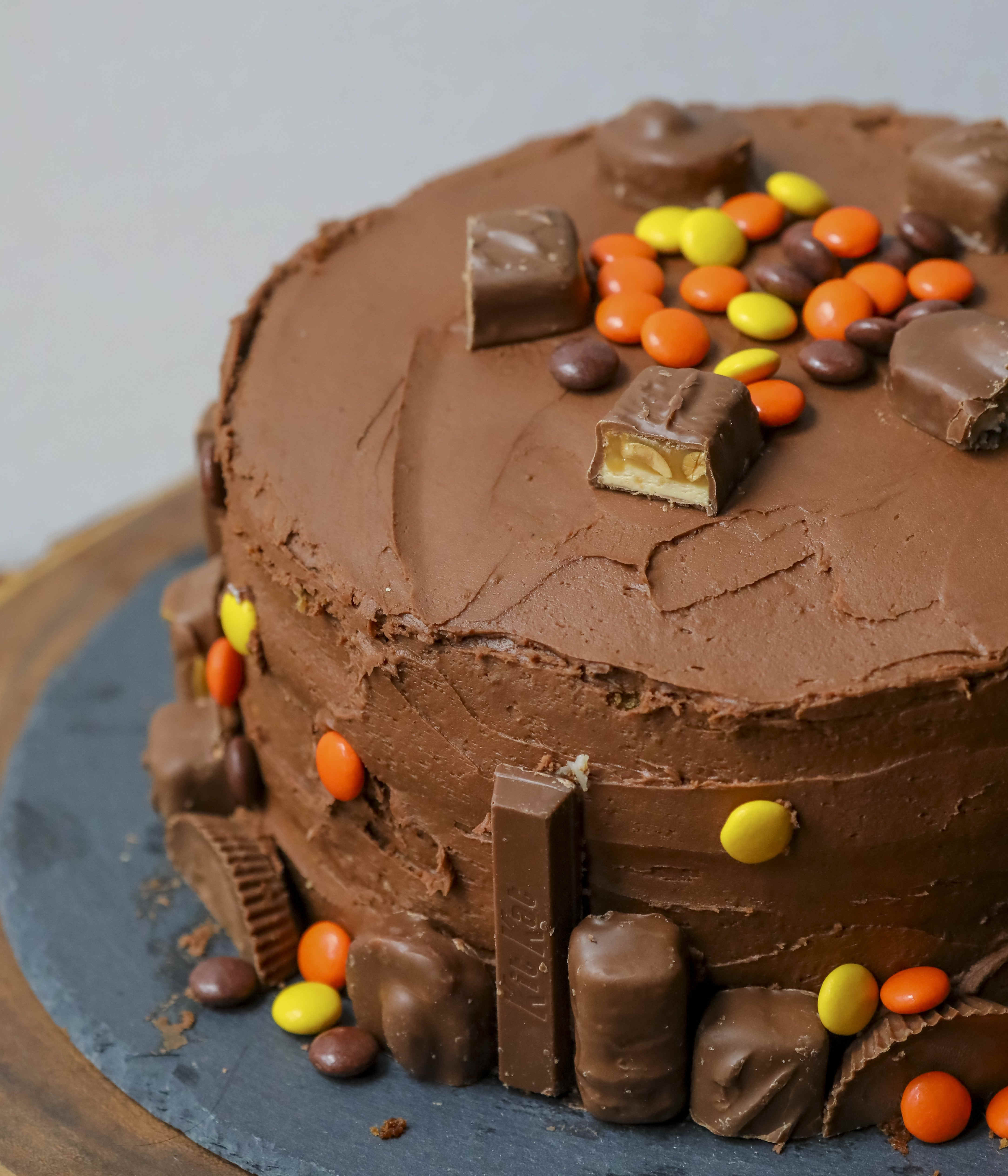 Recipes Candy Bar Cakes And Treats Make Good Use Of Leftover Halloween Candy