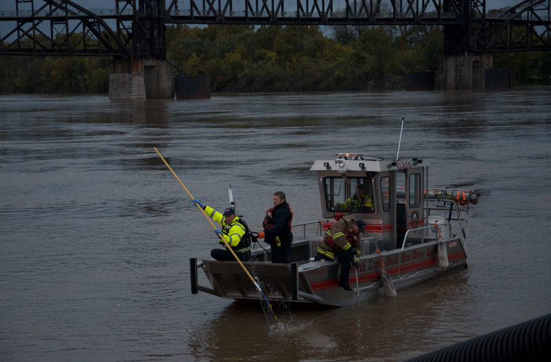 Crews searched the Arkansas River Thursday afternoon for the body of a man who crashed in the westbound lane of I-30, ran to the North River Landing pier and jumped in the water.