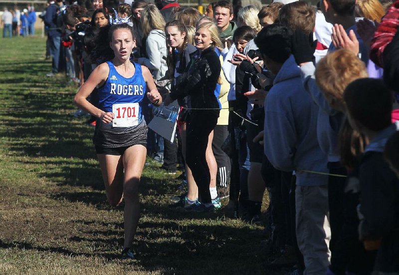 Ali Nachtigal of Rogers pulled away in the final half-mile to win the Class 6A girls title in 19 minutes, 26.4 seconds.