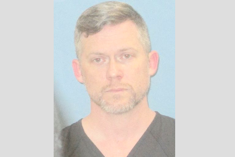 762px x 510px - Arkansas political consultant charged in child porn case used meth at  county job, federal agent says