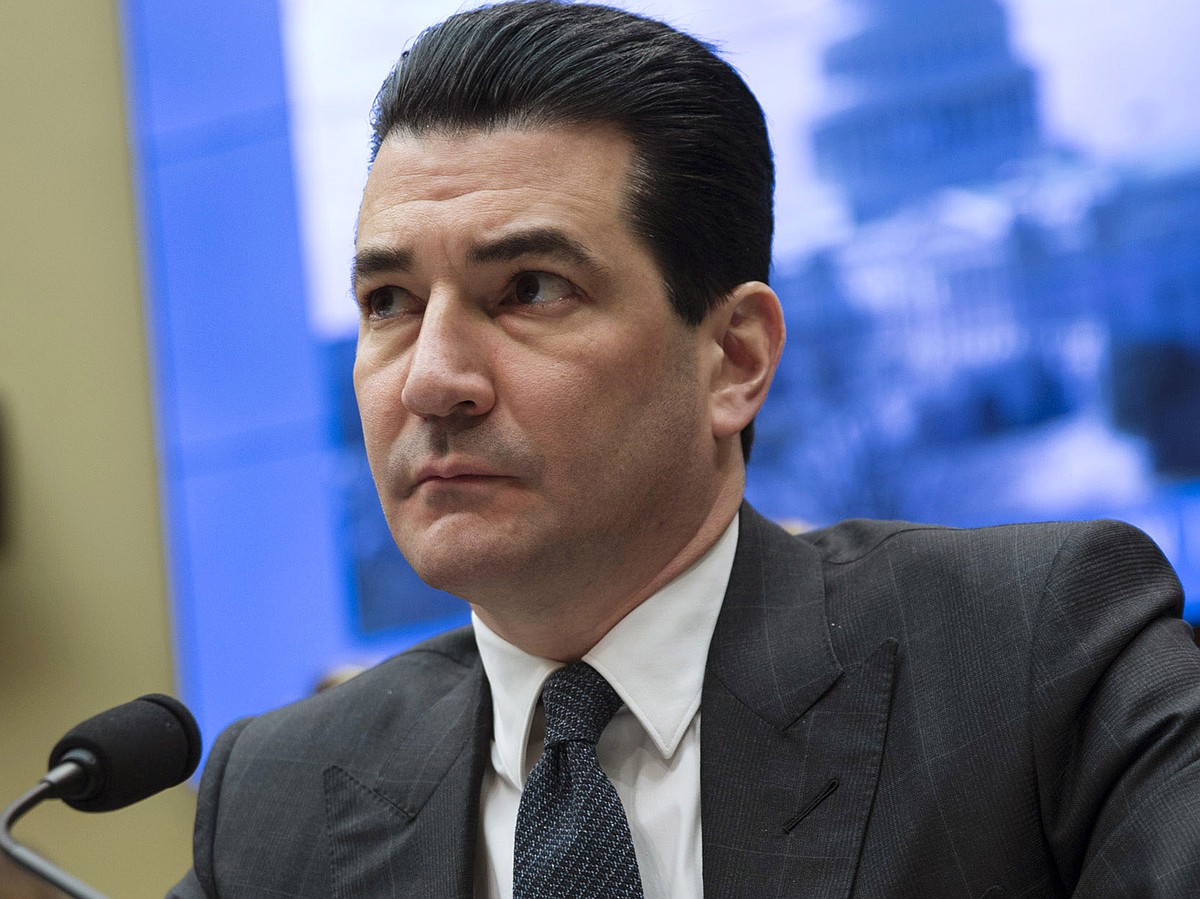 Christopher Azar Azar's rule-signing ban hurts FDA, experts fear | The Arkansas Democrat ...