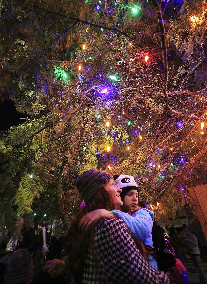 Christmas display in downtown Little Rock to star local tree