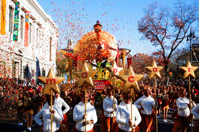 Despite Cold Balloons Fly At Macy S Thanksgiving Day Parade