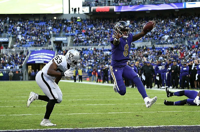 Baltimore Ravens: Playing Lamar Jackson over Joe Flacco is best option