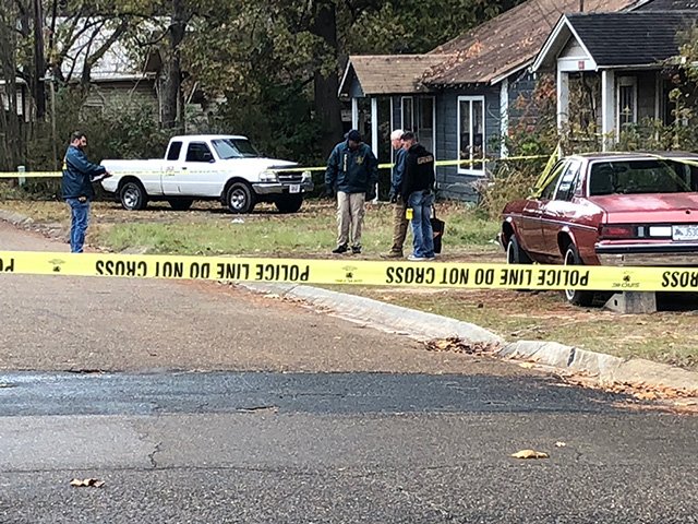 Authorities on Nov. 23 investigate a homicide crime scene at 621 Jeanette Street in Magnolia.