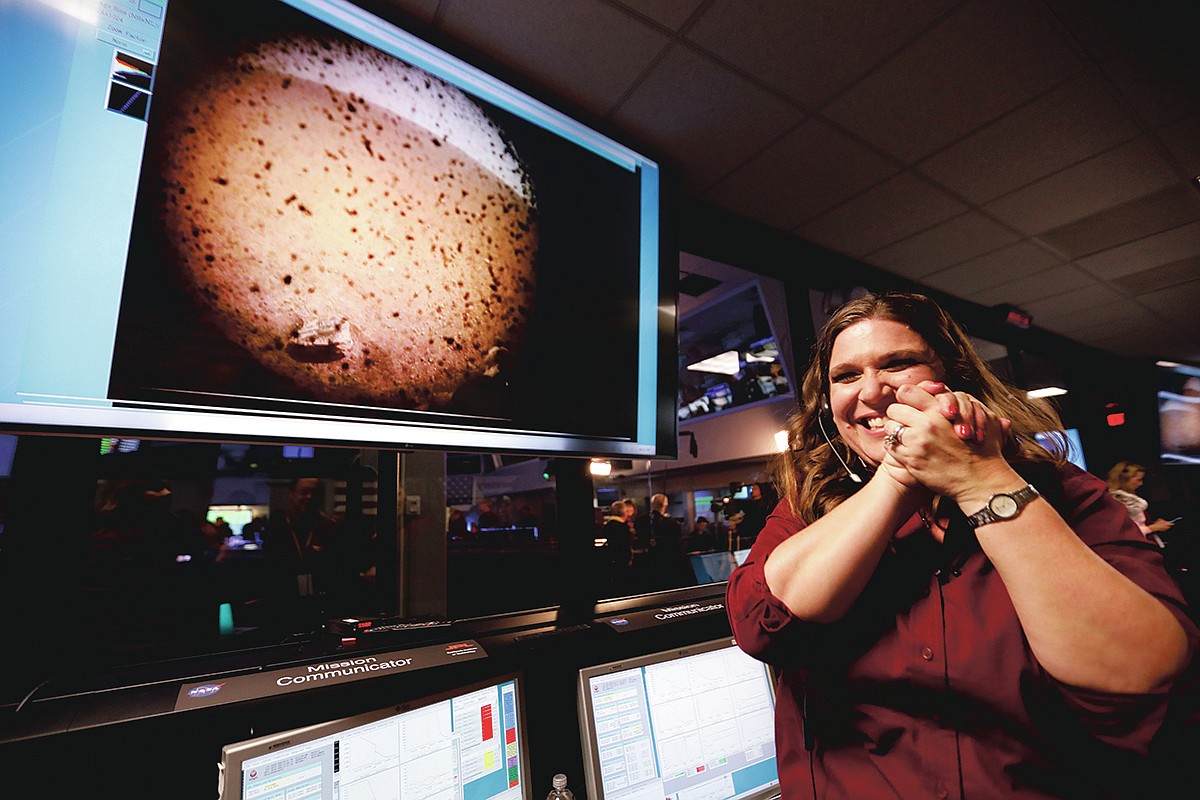 NASA spacecraft lands on red planet after long journey | Hot Springs ...