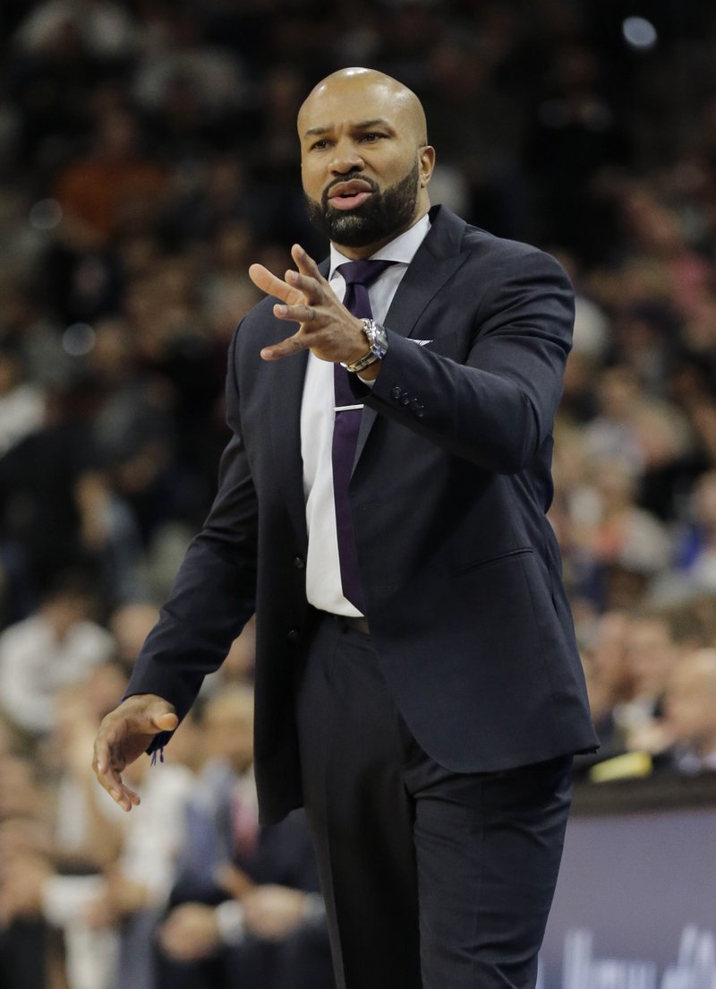 The Associated Press NEEDED SPARK: New Los Angeles Sparks head coach Derek Fisher talks to players for the New York Knicks during the first half of an NBA game against the Spurs on Jan. 8, 2016, in San Antonio.