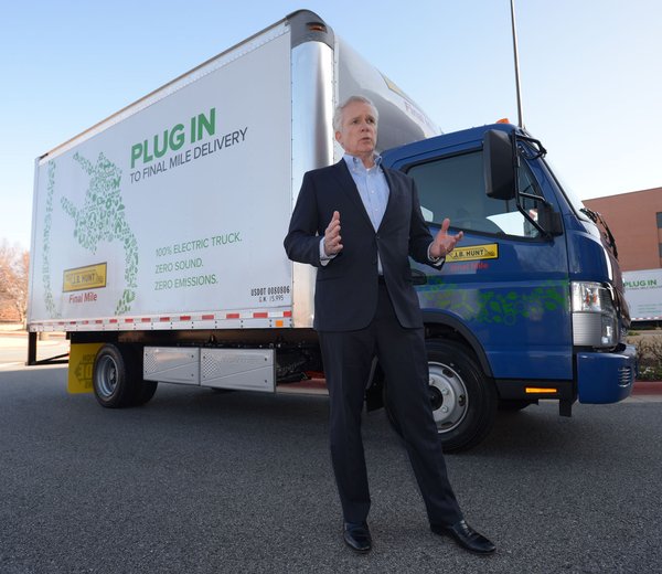 J.B. Hunt set to add five electric trucks to its short-haul fleet
