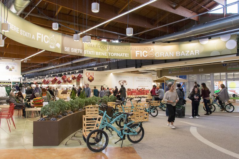 FICO Eataly World, a Bologna theme park celebrating Italian cuisine, offers bike rentals so visitors can get around the 328,000-square-foot facility quickly and easily with food-filled packages.