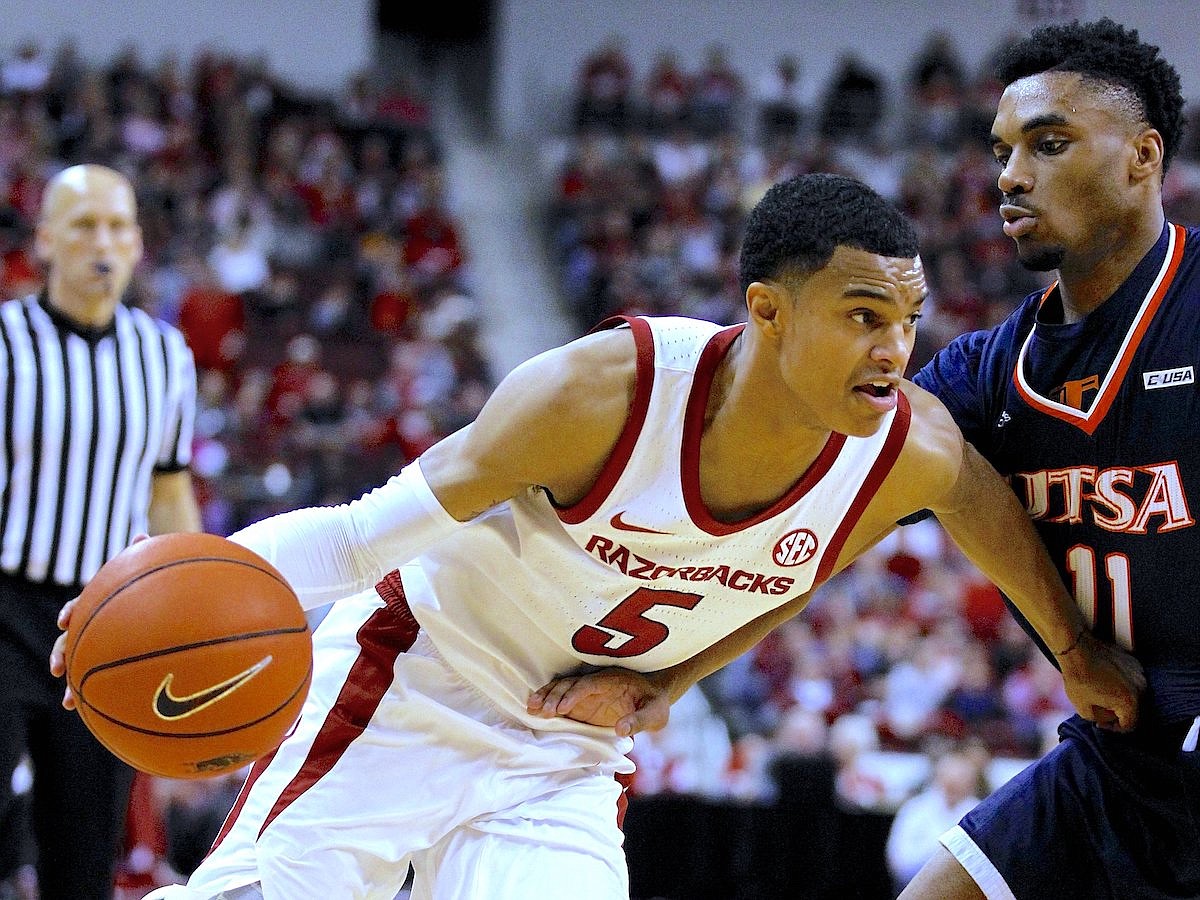 Matt Harris Razorbacks Razorbacks survive Roadrunner challenge | Hot Springs Sentinel Record