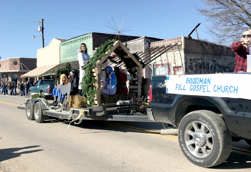 Goodman, Noel Host Christmas Parades, Festivities